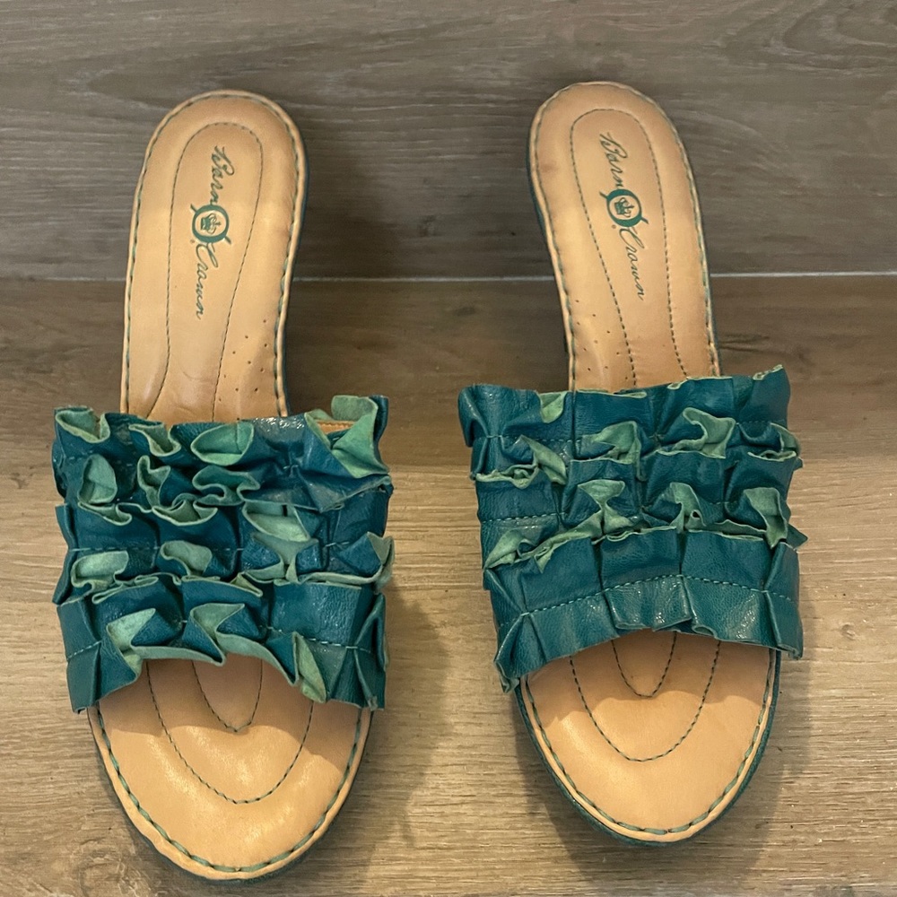 Born crown shoes